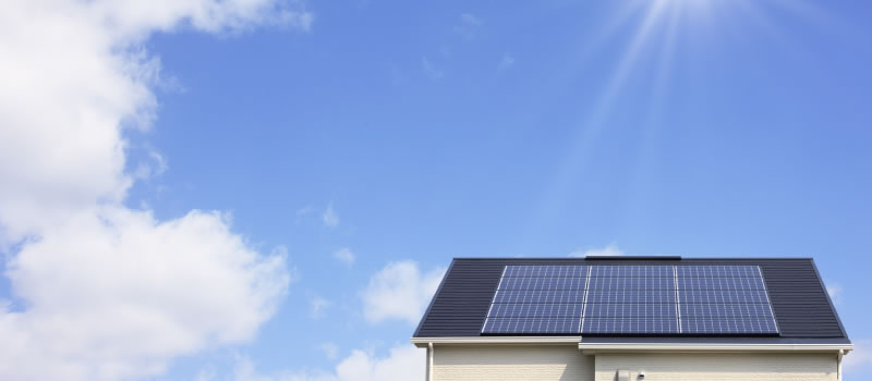 住宅用の太陽光発電システム構築から、
大規模発電までご相談下さい。